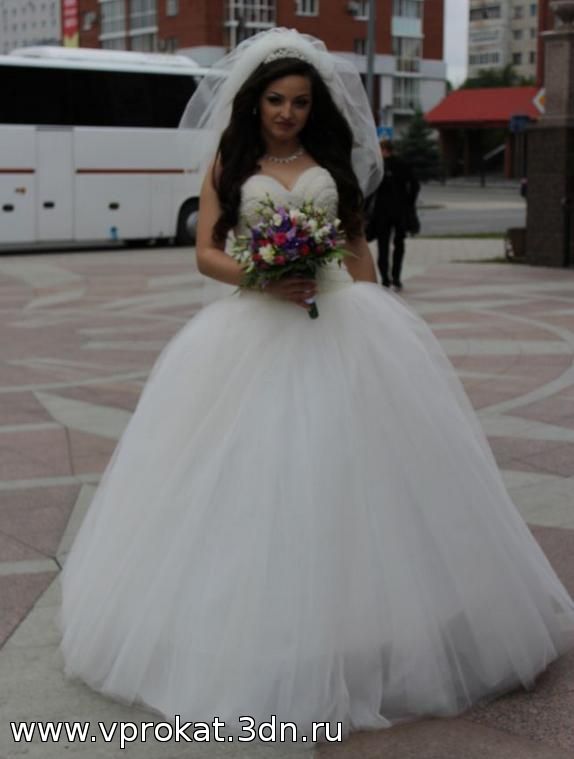 Свадебное платье в прокат, категория: для свадьбы